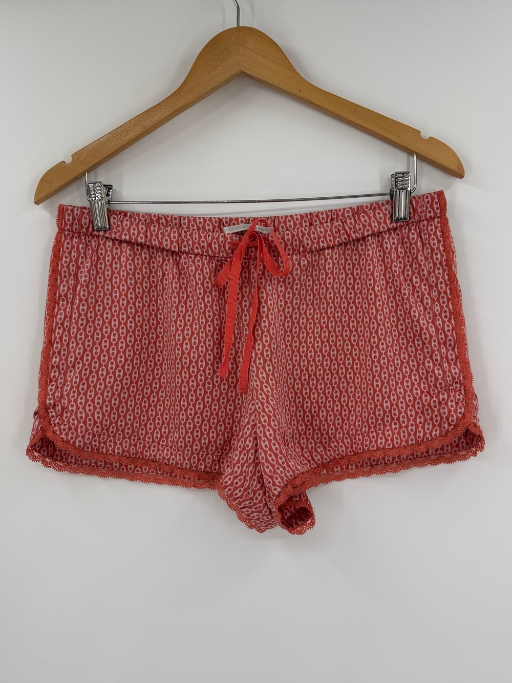 Victoria's Secret Silk Chain Print Pajama Shorts | Coral | Medium